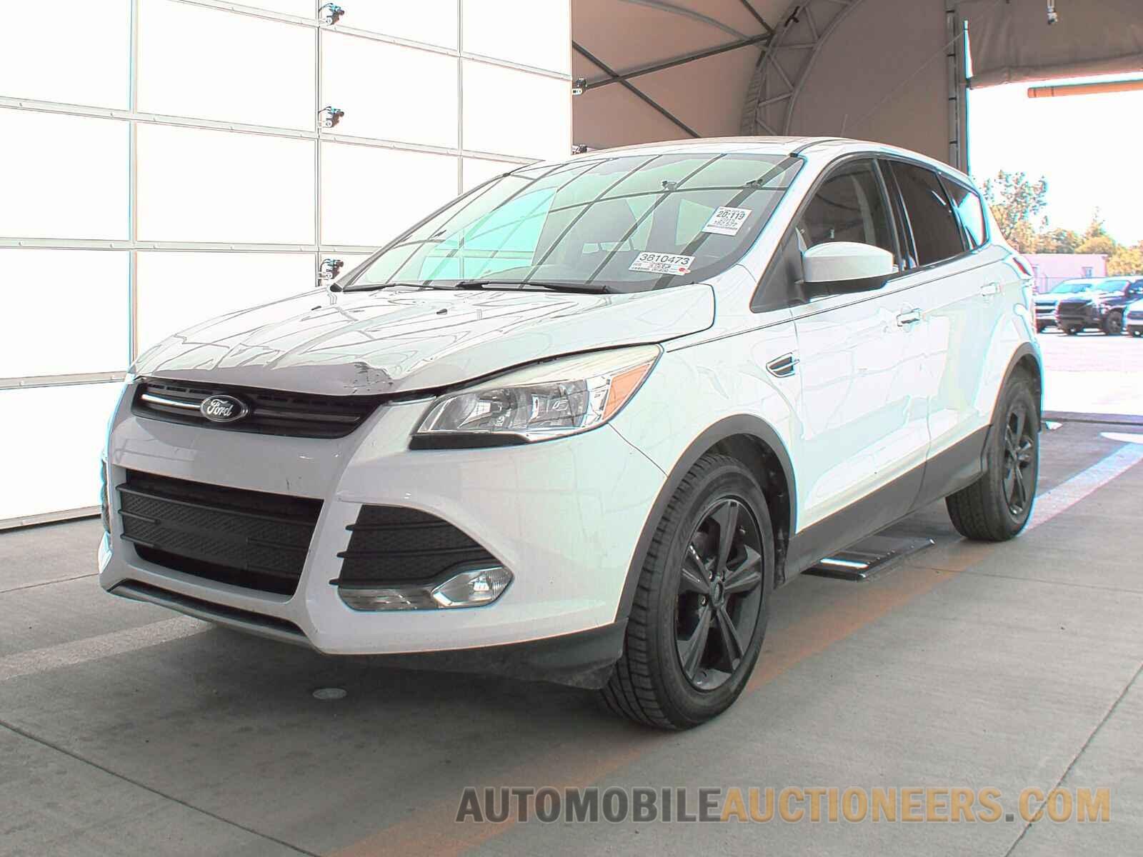 1FMCU0G77FUB38149 Ford Escape 2015