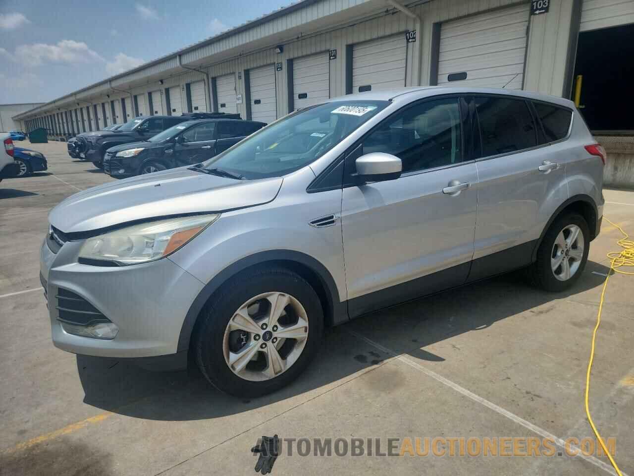 1FMCU0G90GUB25147 FORD ESCAPE 2016