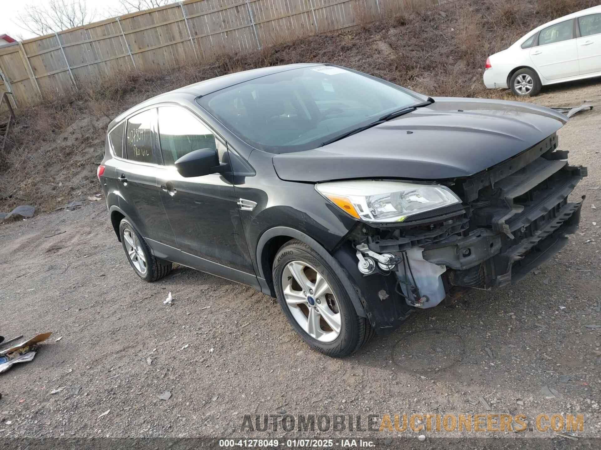 1FMCU0G95FUA67745 FORD ESCAPE 2015