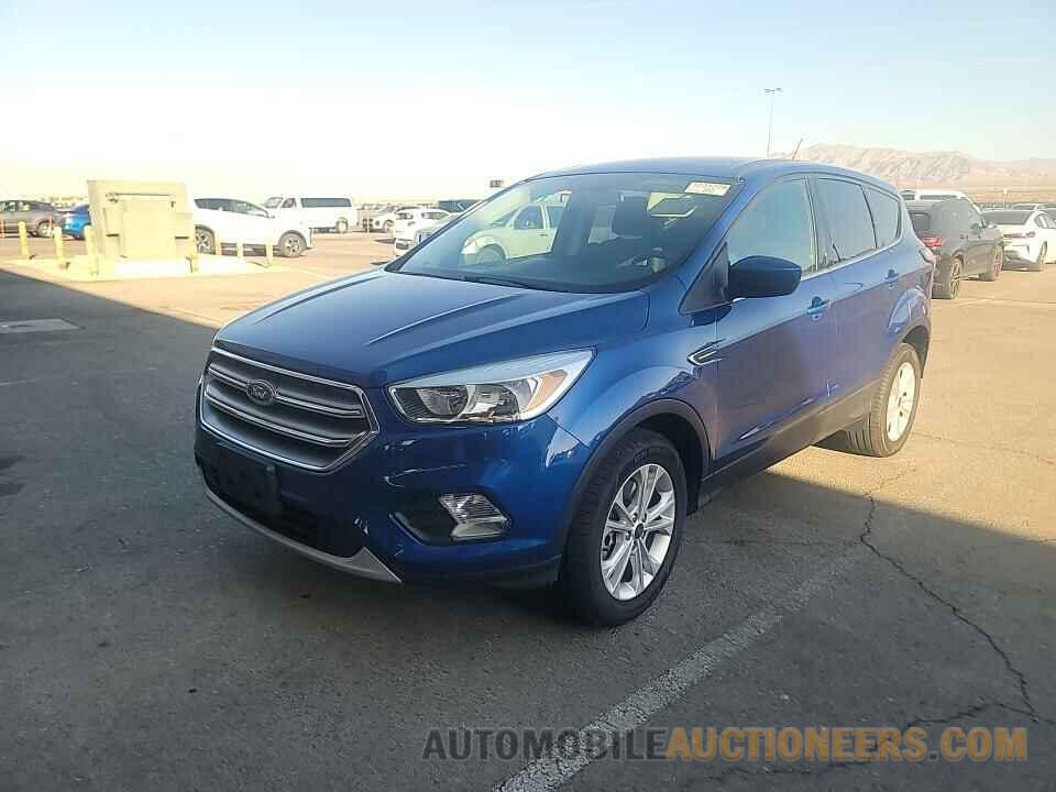 1FMCU0G96HUF08821 Ford Escape 2017