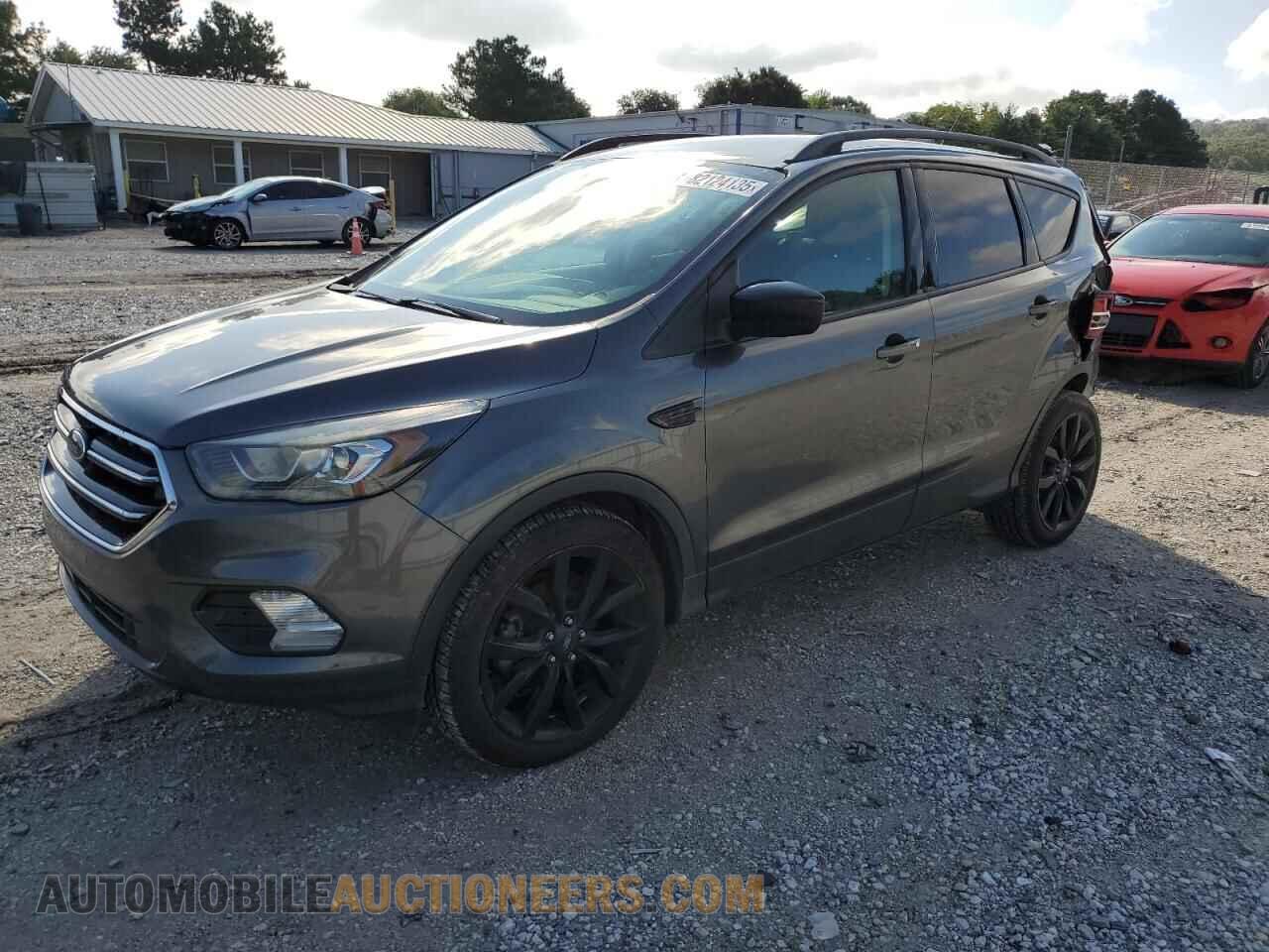 1FMCU0GD0HUA09310 FORD ESCAPE 2017