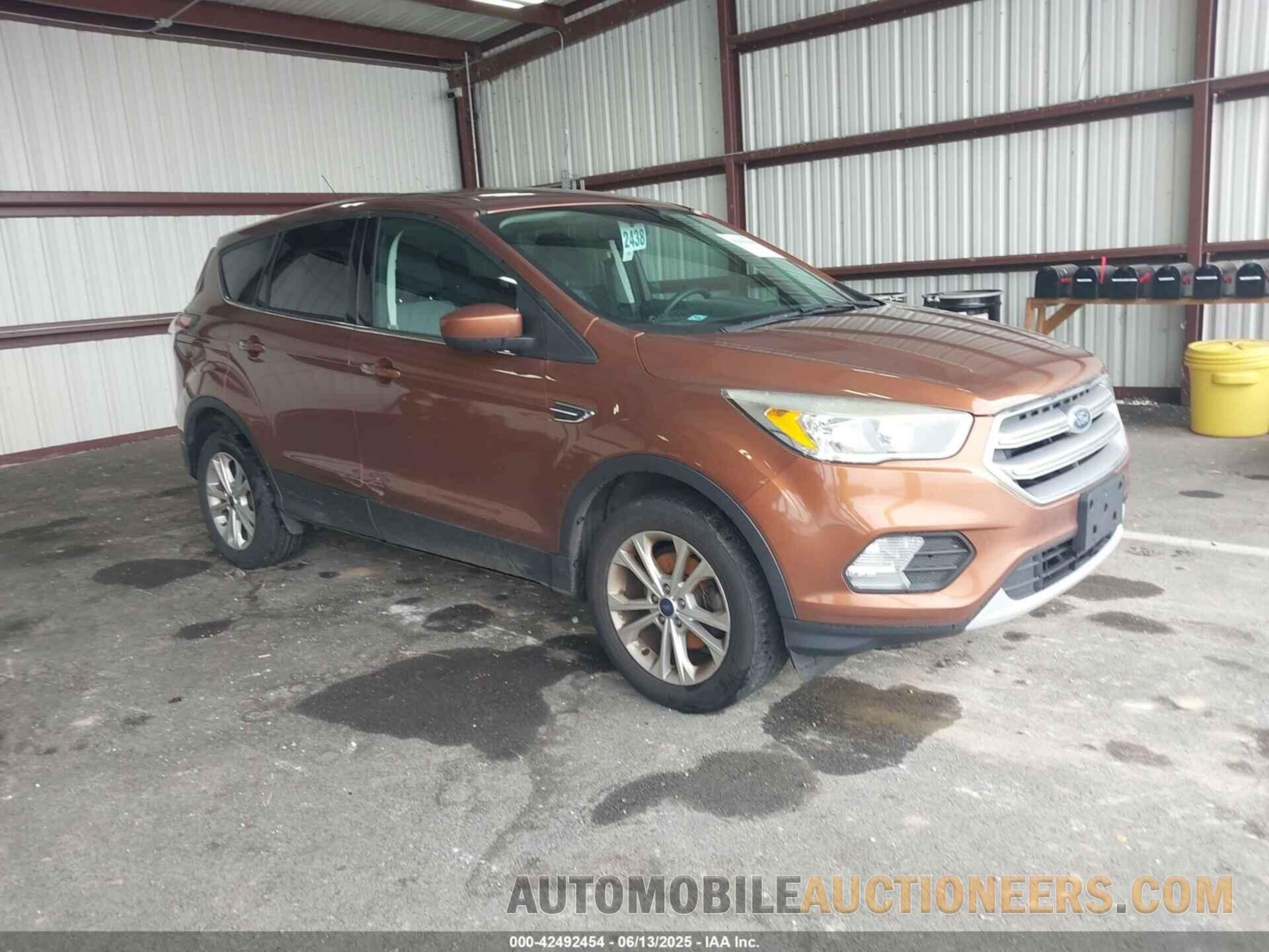 1FMCU0GD0HUA52349 FORD ESCAPE 2017