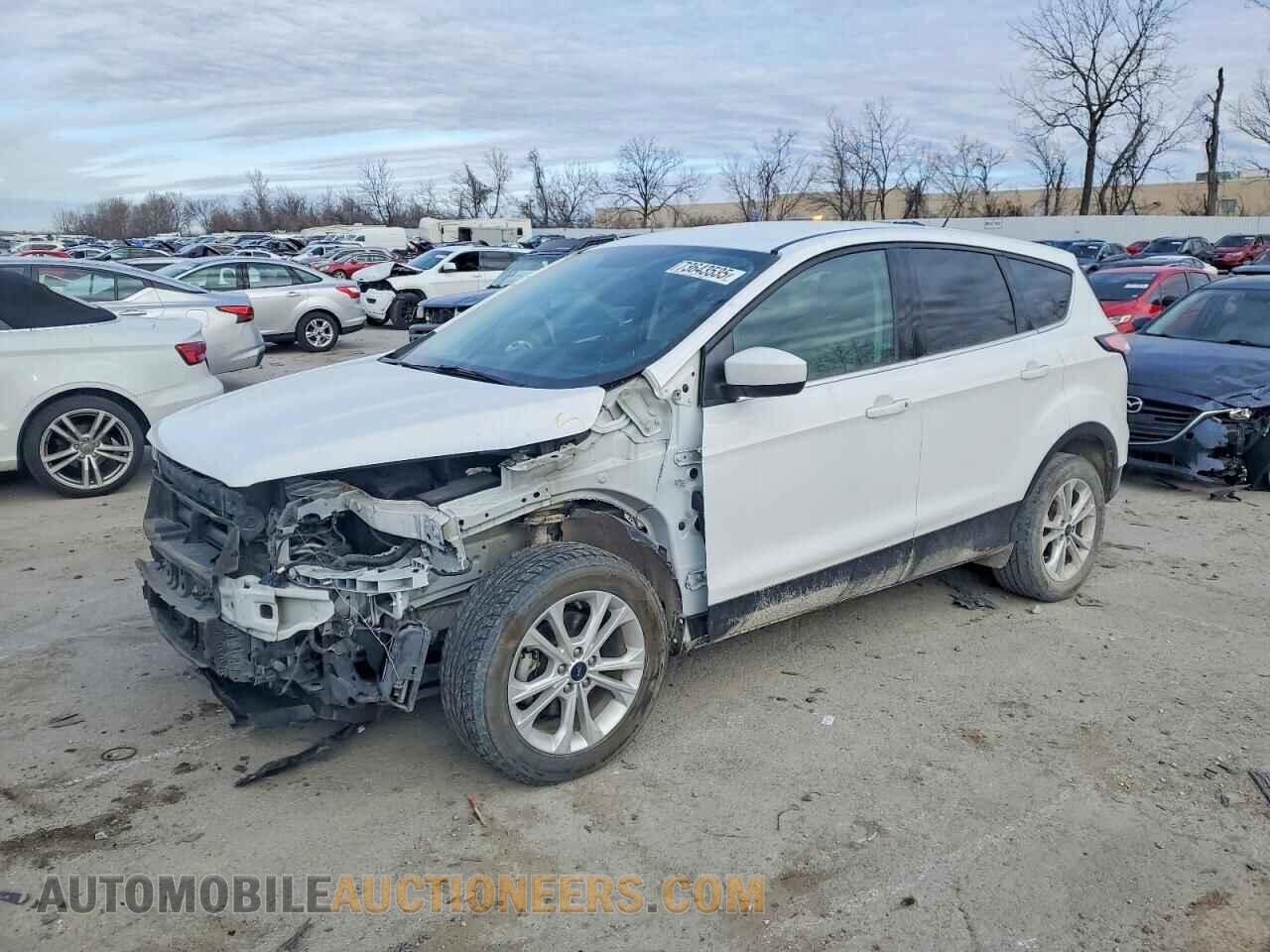 1FMCU0GD0HUC04565 FORD ESCAPE 2017