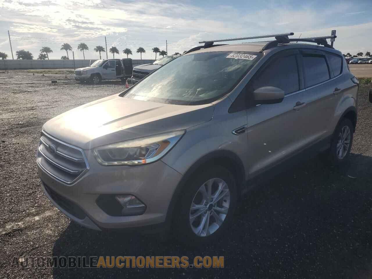 1FMCU0GD1HUE96775 FORD ESCAPE 2017