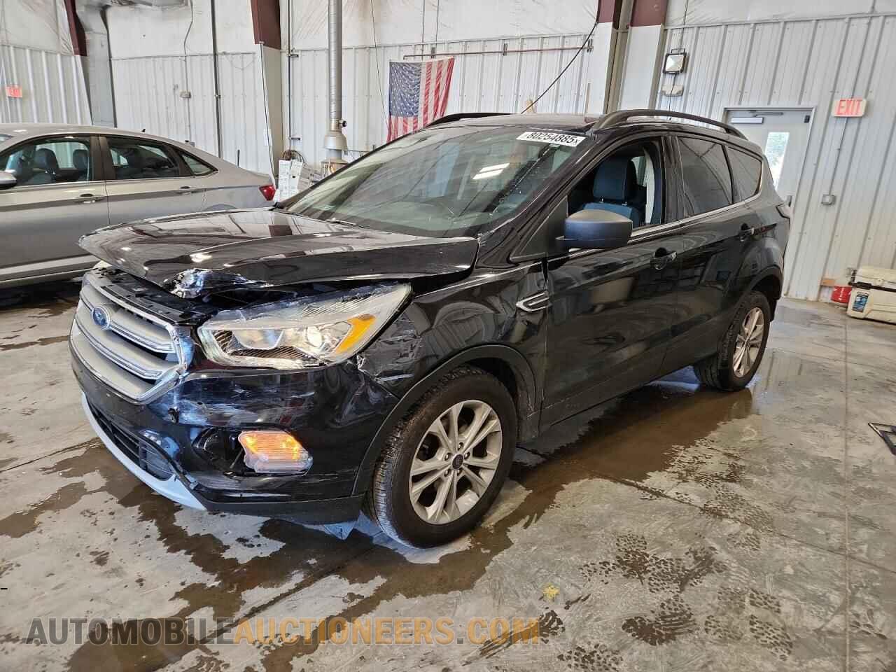 1FMCU0GD2HUD09446 FORD ESCAPE 2017