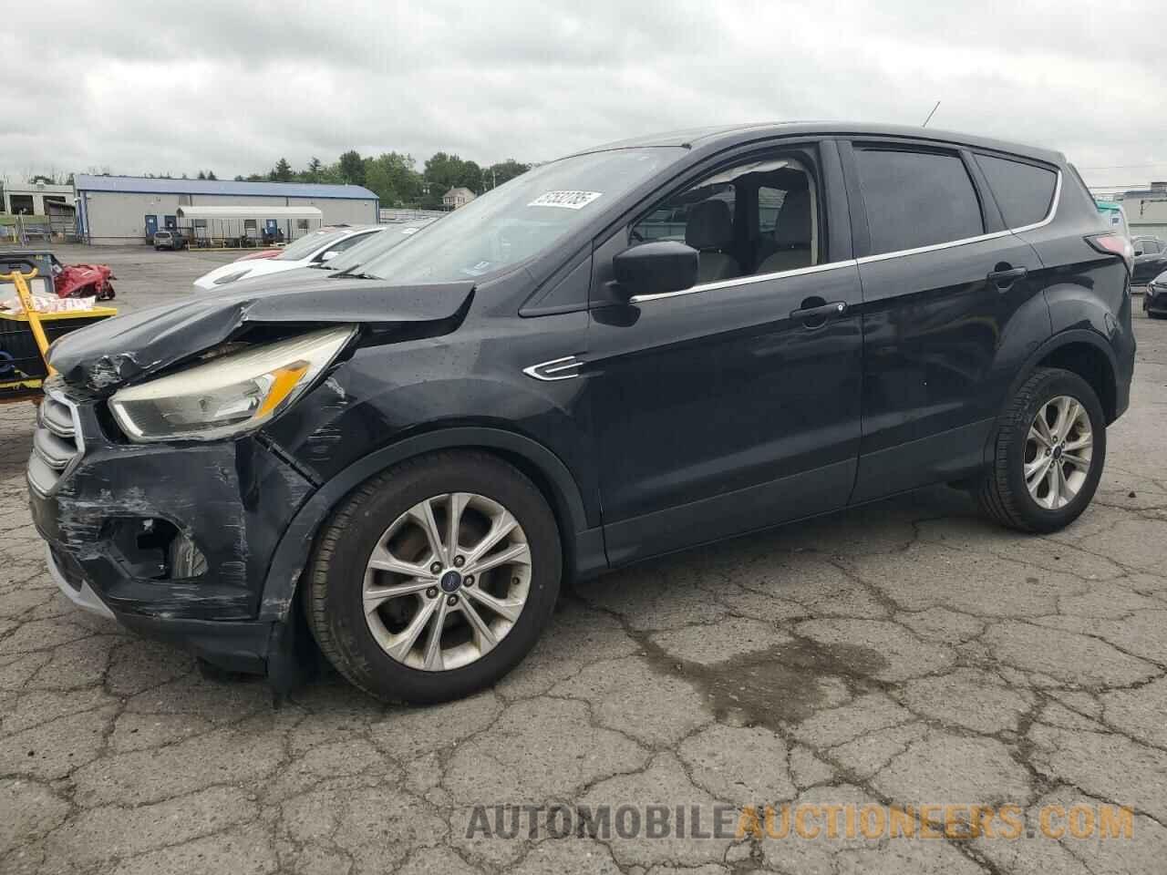 1FMCU0GD3HUE00418 FORD ESCAPE 2017