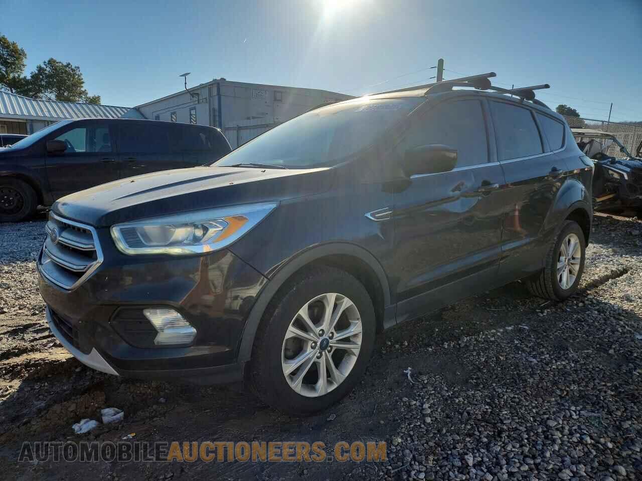 1FMCU0GD4HUE92218 FORD ESCAPE 2017