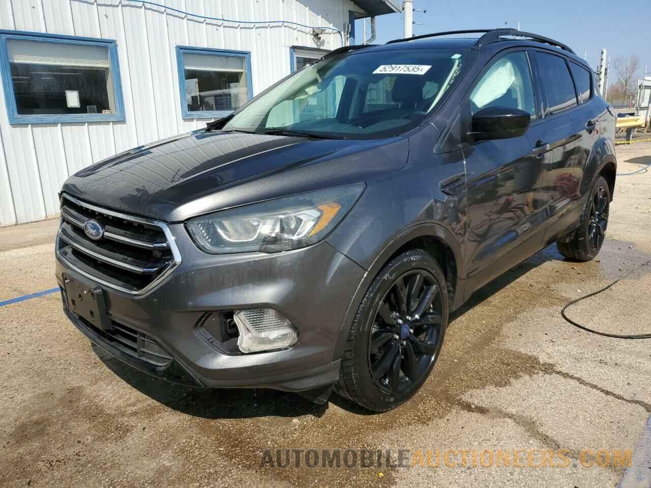 1FMCU0GD5HUC44687 FORD ESCAPE 2017
