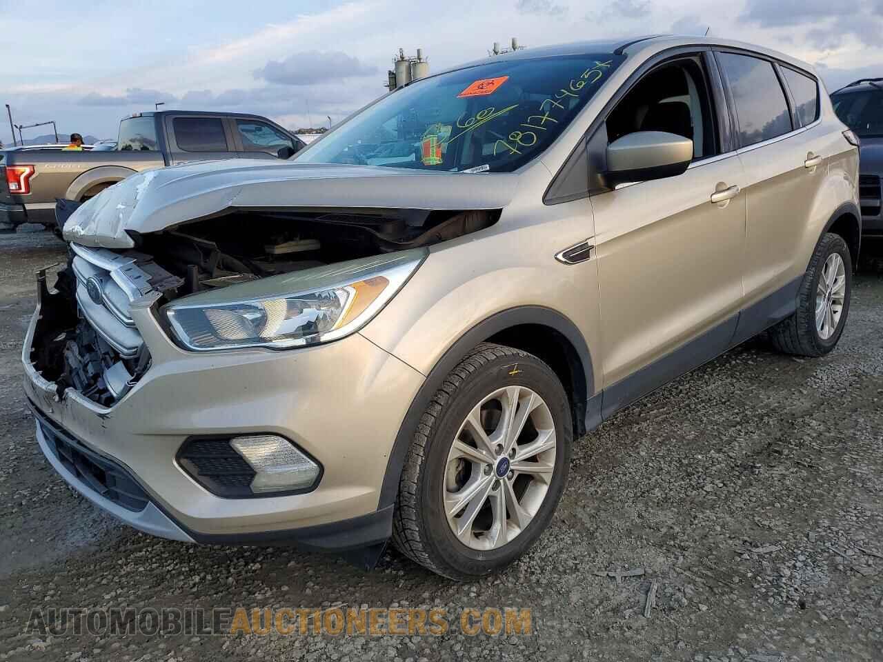 1FMCU0GD5HUE96777 FORD ESCAPE 2017