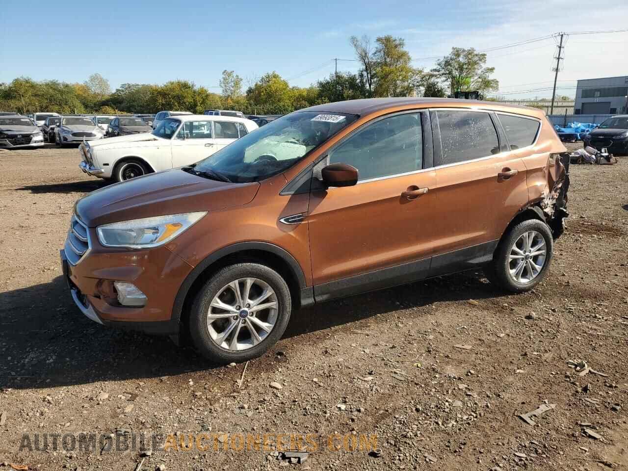 1FMCU0GD8HUD85639 FORD ESCAPE 2017