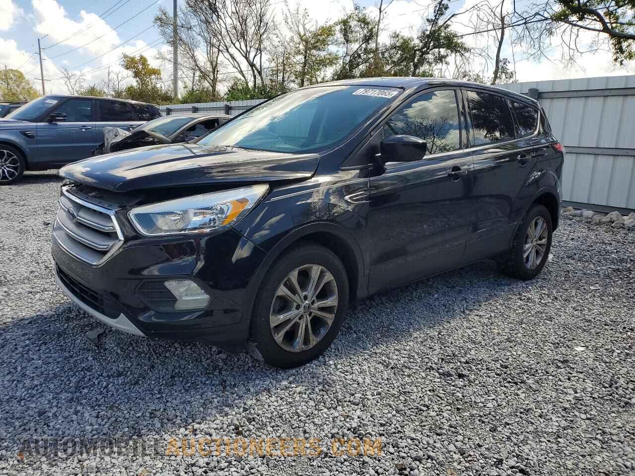 1FMCU0GD8HUE56841 FORD ESCAPE 2017