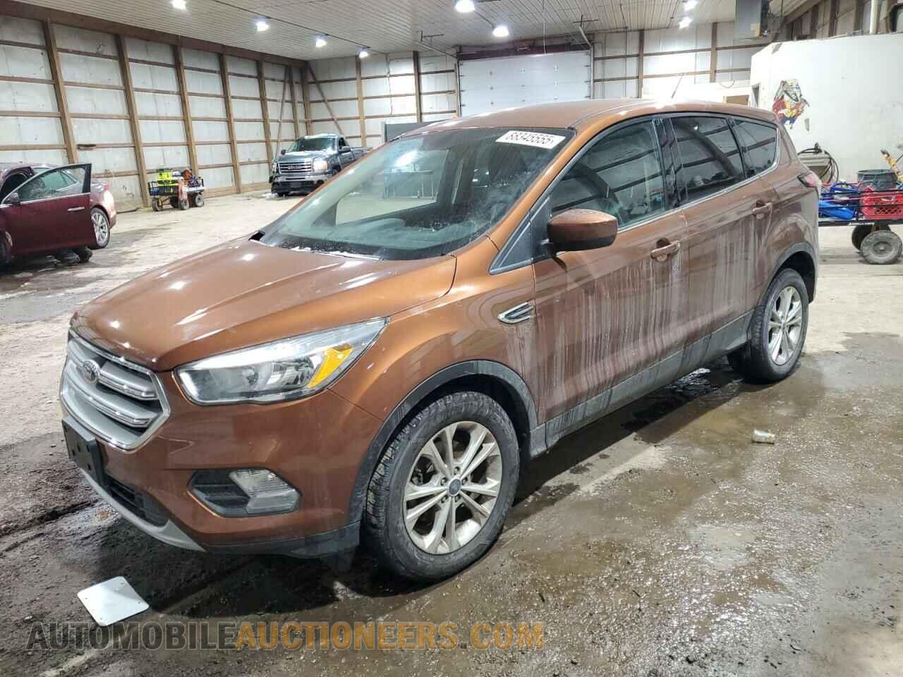 1FMCU0GD8HUE90777 FORD ESCAPE 2017