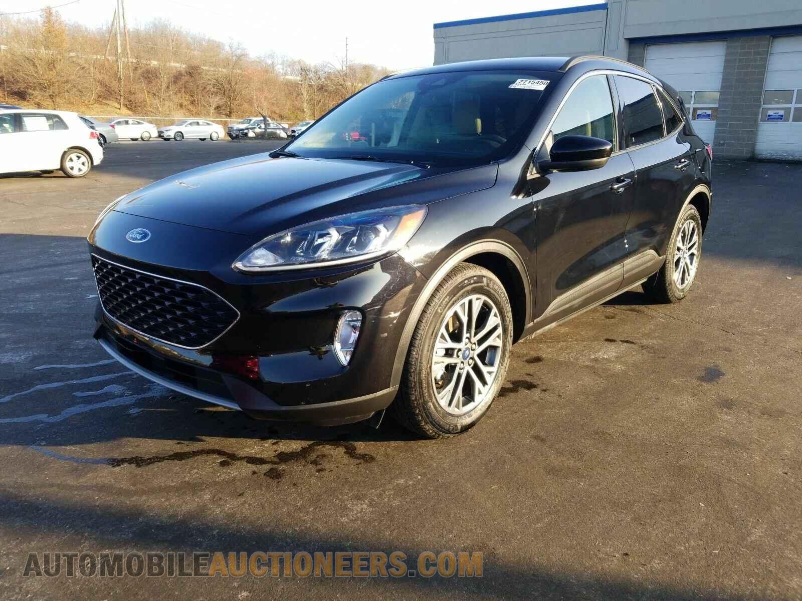 1FMCU0H69LUA00811 Ford Escape 2020