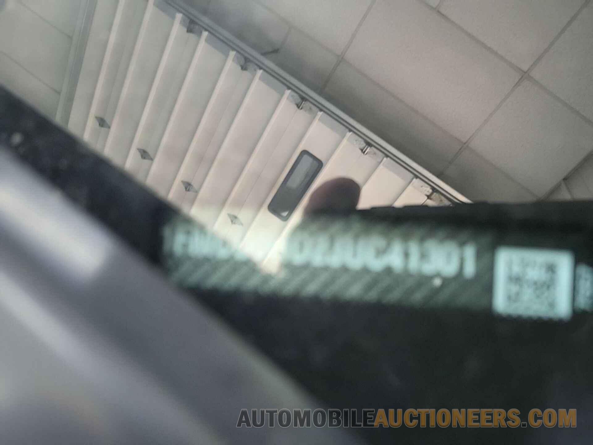 1FMCU0HD2JUC41301 FORD ESCAPE 2018