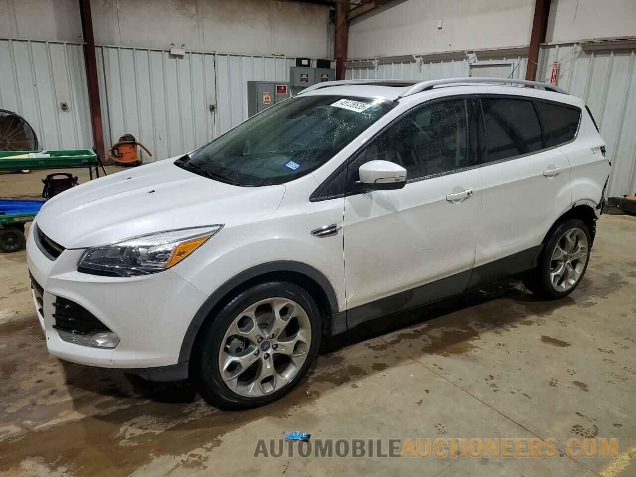 1FMCU0J94GUA09863 FORD ESCAPE 2016