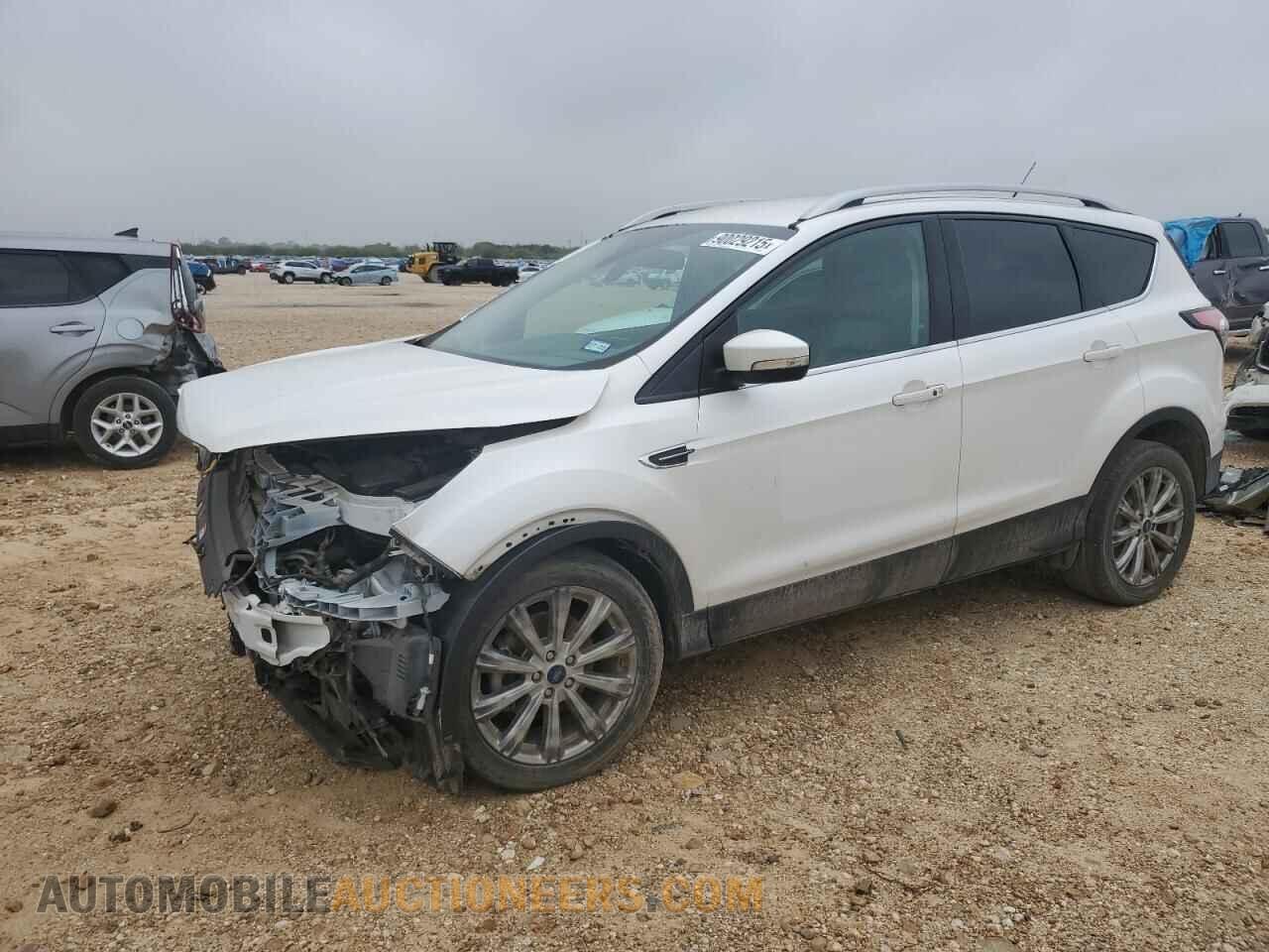 1FMCU0JD2HUE94526 FORD ESCAPE 2017