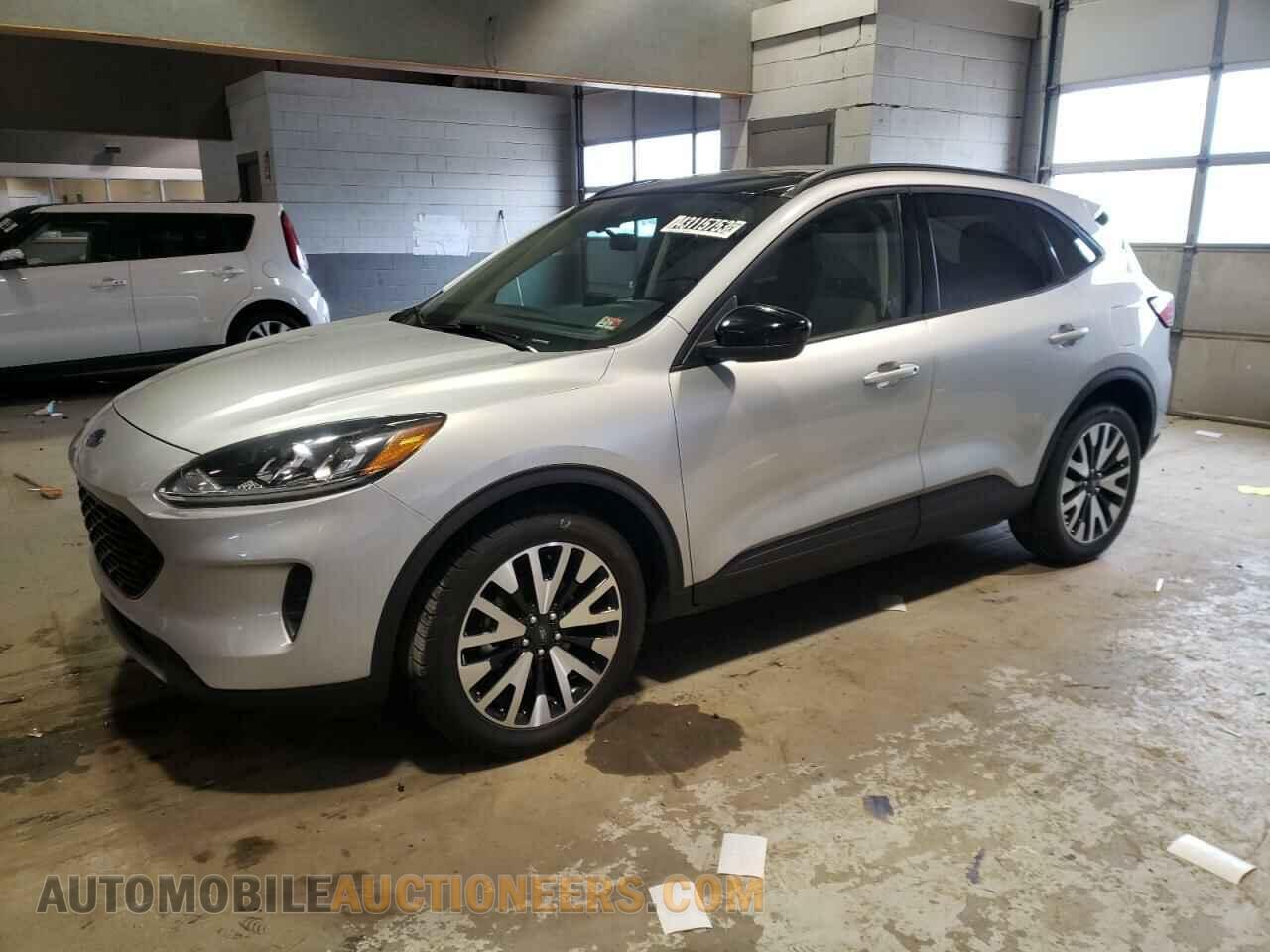 1FMCU9BZXLUB13402 FORD ESCAPE 2020