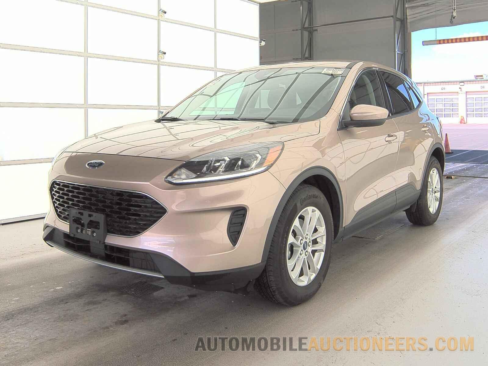 1FMCU9G62MUA20521 Ford Escape 2021