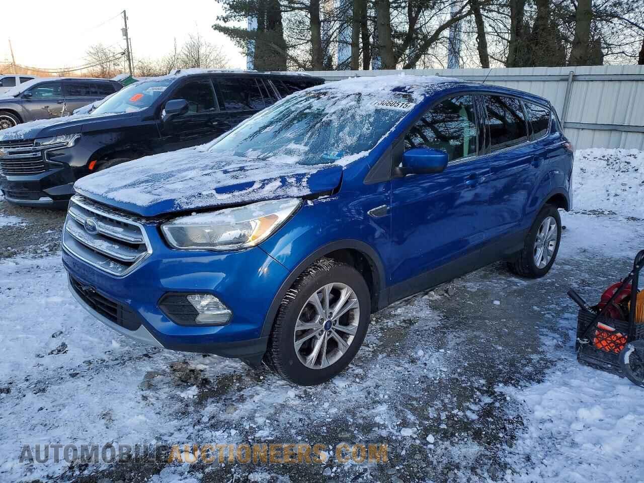 1FMCU9GD1HUD02413 FORD ESCAPE 2017