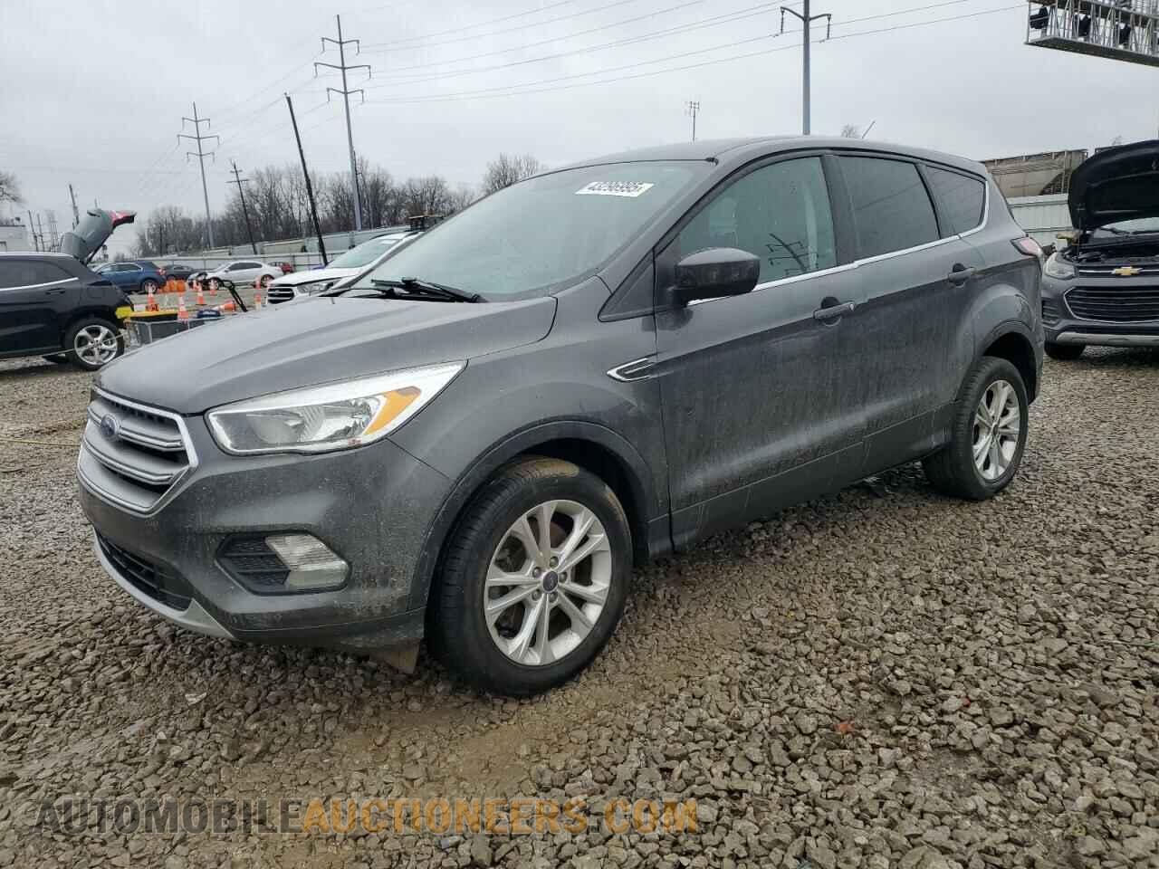1FMCU9GD3HUE92358 FORD ESCAPE 2017