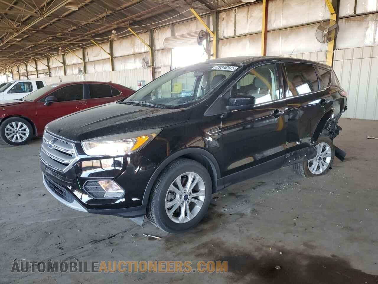 1FMCU9GD5HUD91502 FORD ESCAPE 2017