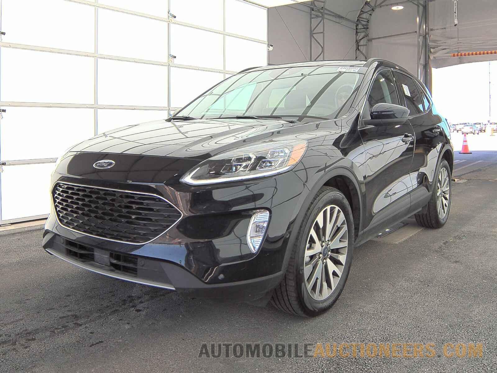 1FMCU9J92MUB11341 Ford Escape 2021