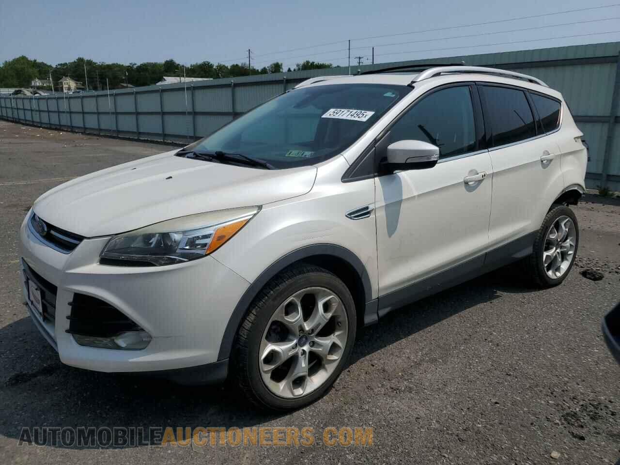 1FMCU9J95DUC90751 FORD ESCAPE 2013