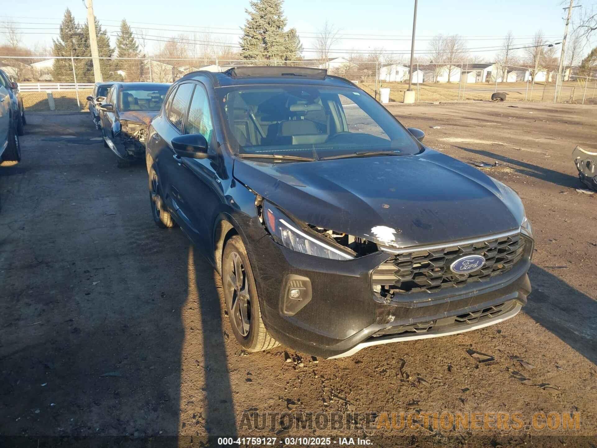 1FMCU9NA5PUA72883 FORD ESCAPE 2023
