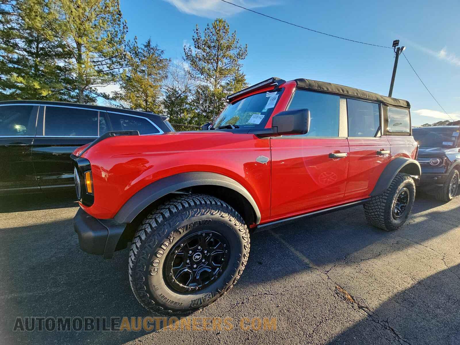 1FMEE5DP4PLB35921 Ford Bronco 2023