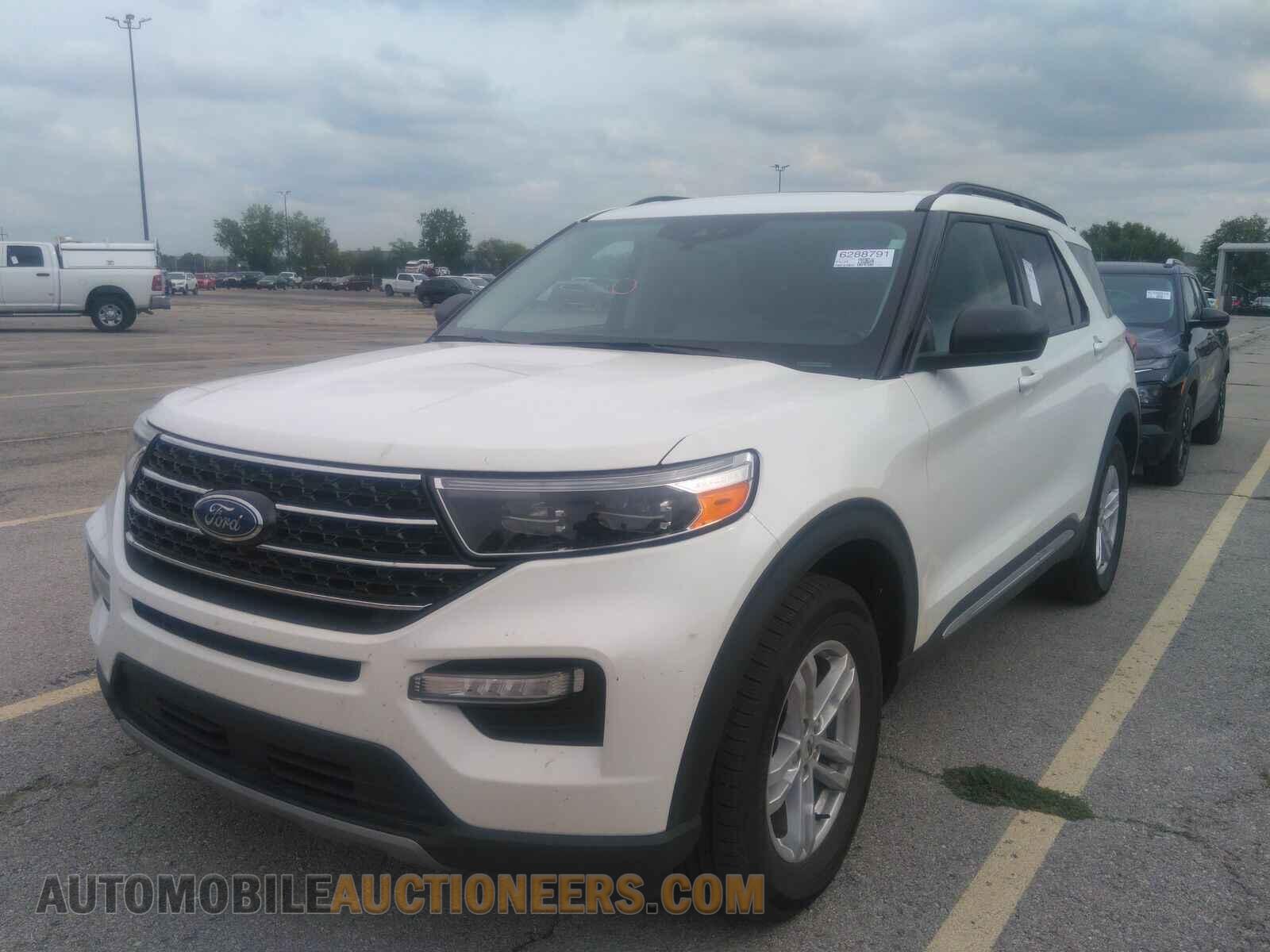 1FMSK8DHXMGC10552 Ford Explorer 2021