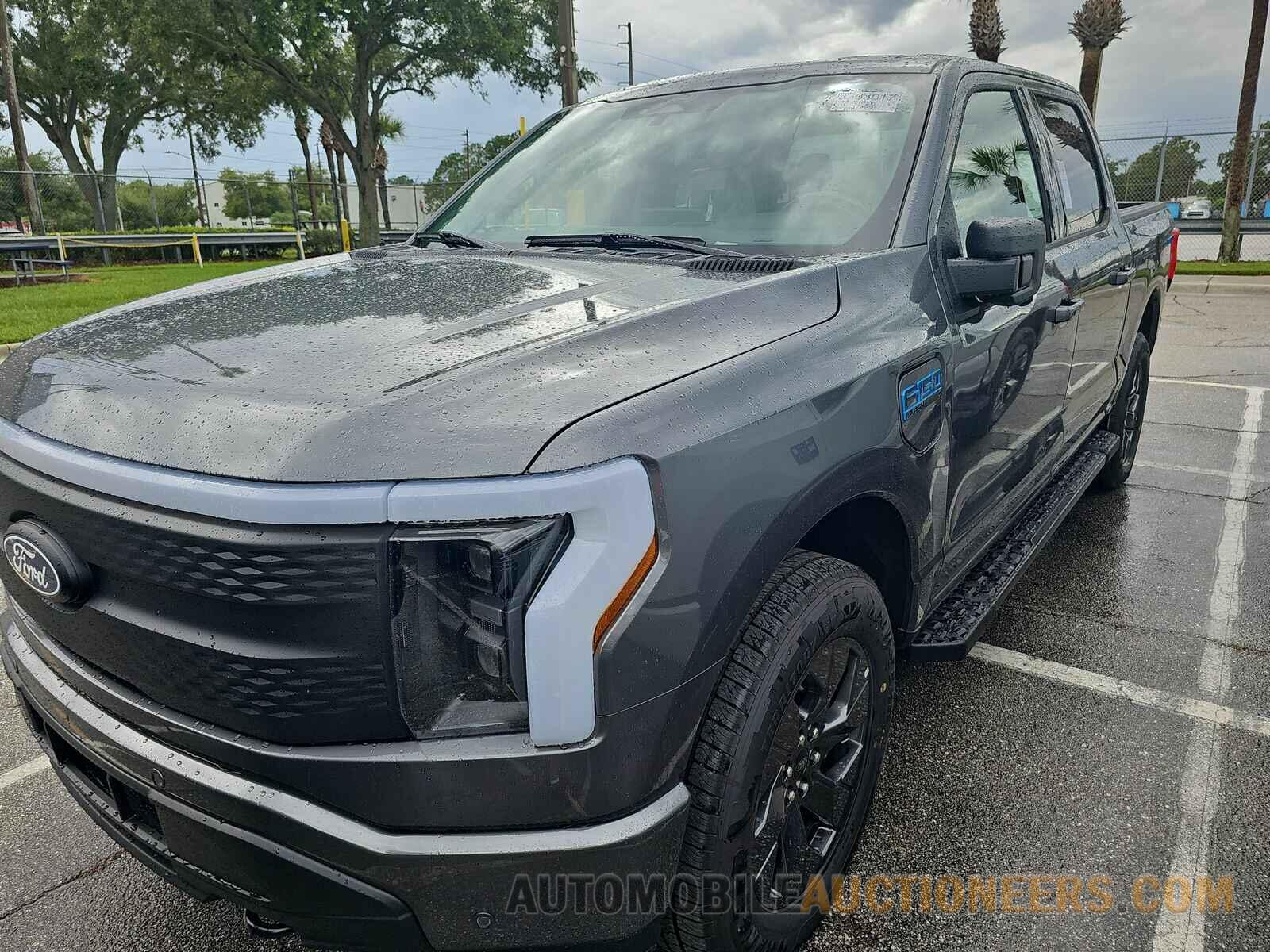 1FT6W3L75RWG21828 Ford F-150 2024