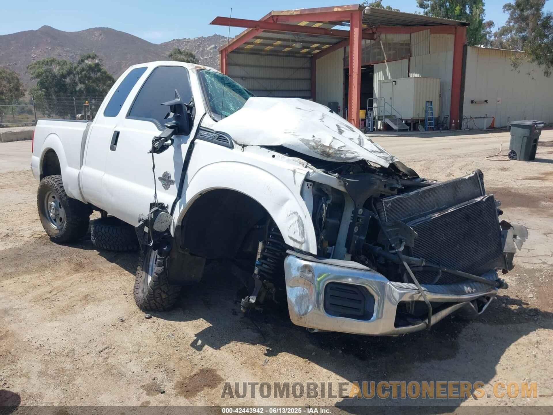 1FT7X2AT0CEC77284 FORD SUPER DUTY F-250 SRW 2012