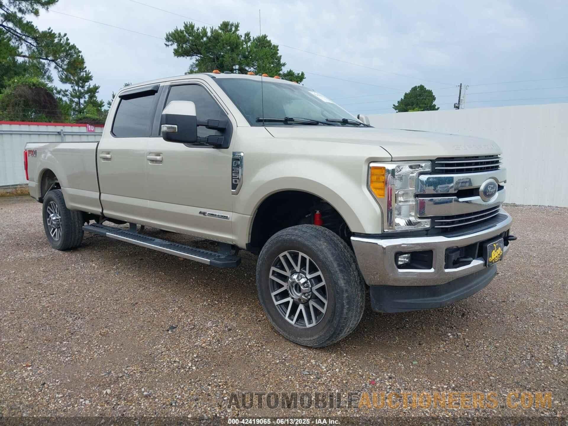 1FT8W3BT8HEF06653 FORD F-350 2017