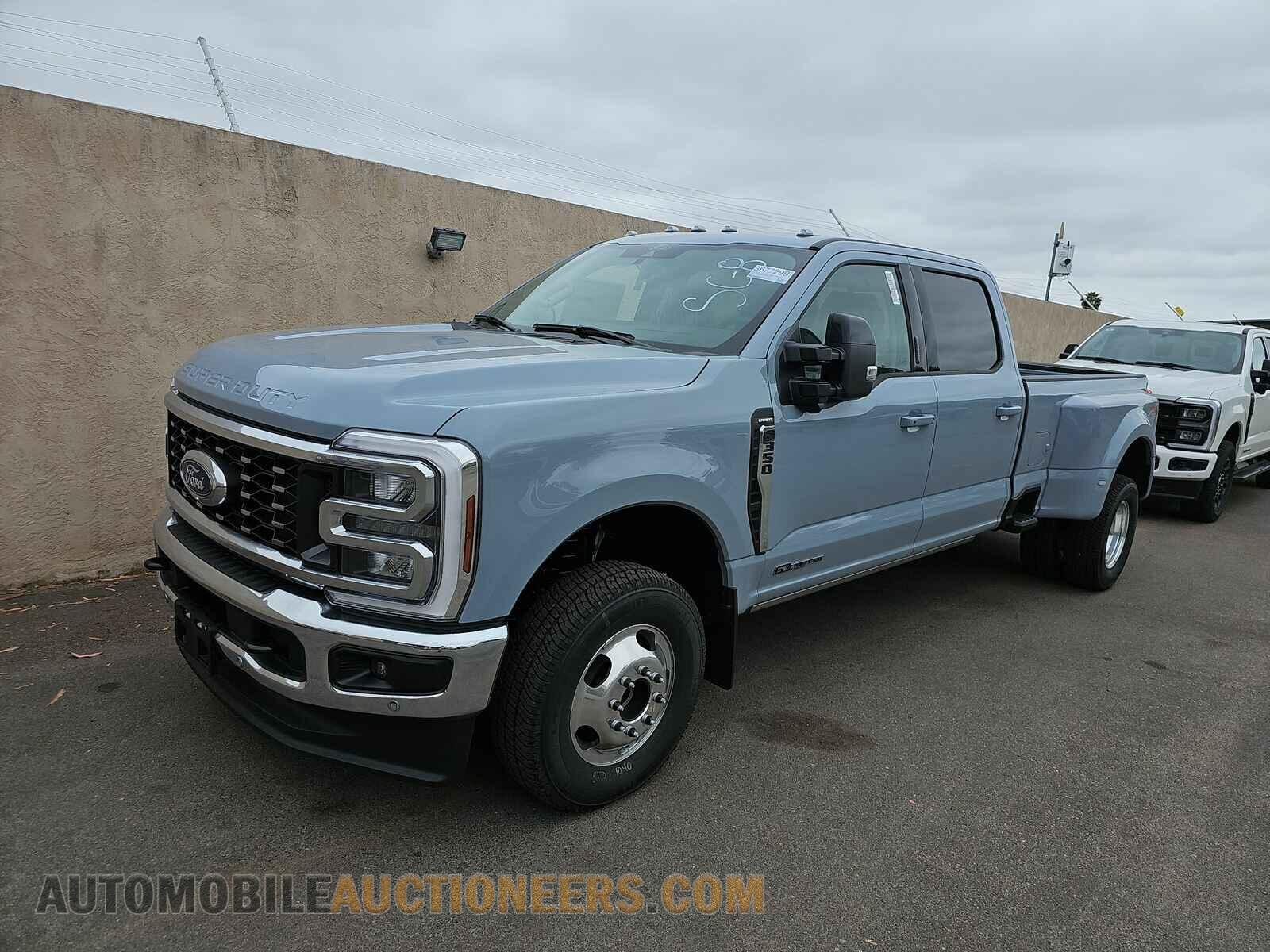1FT8W3DT2RED23232 Ford Super Duty 2024