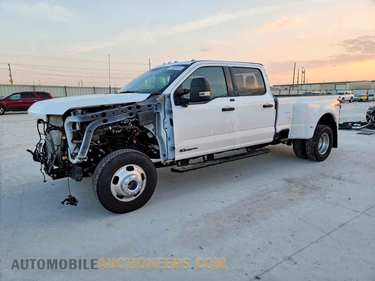 1FT8W3DT9SEC80708 FORD F350 2025