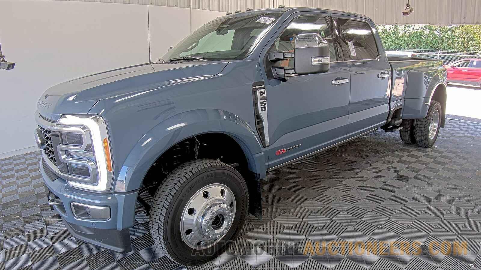 1FT8W4DM5PED68631 Ford Super Duty F-450 DRW 2023