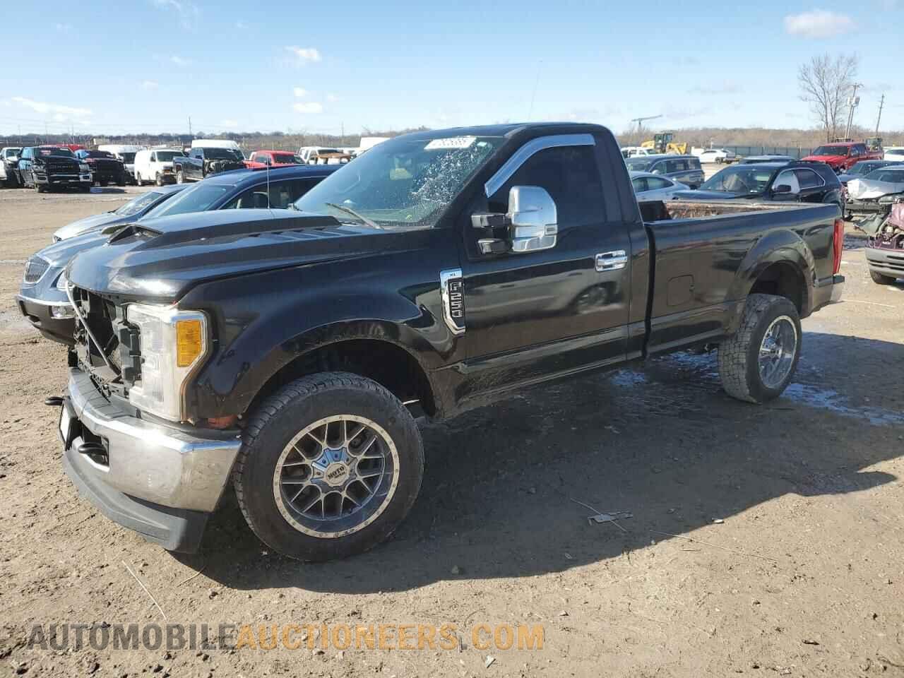 1FTBF2A65HEF36818 FORD F250 2017