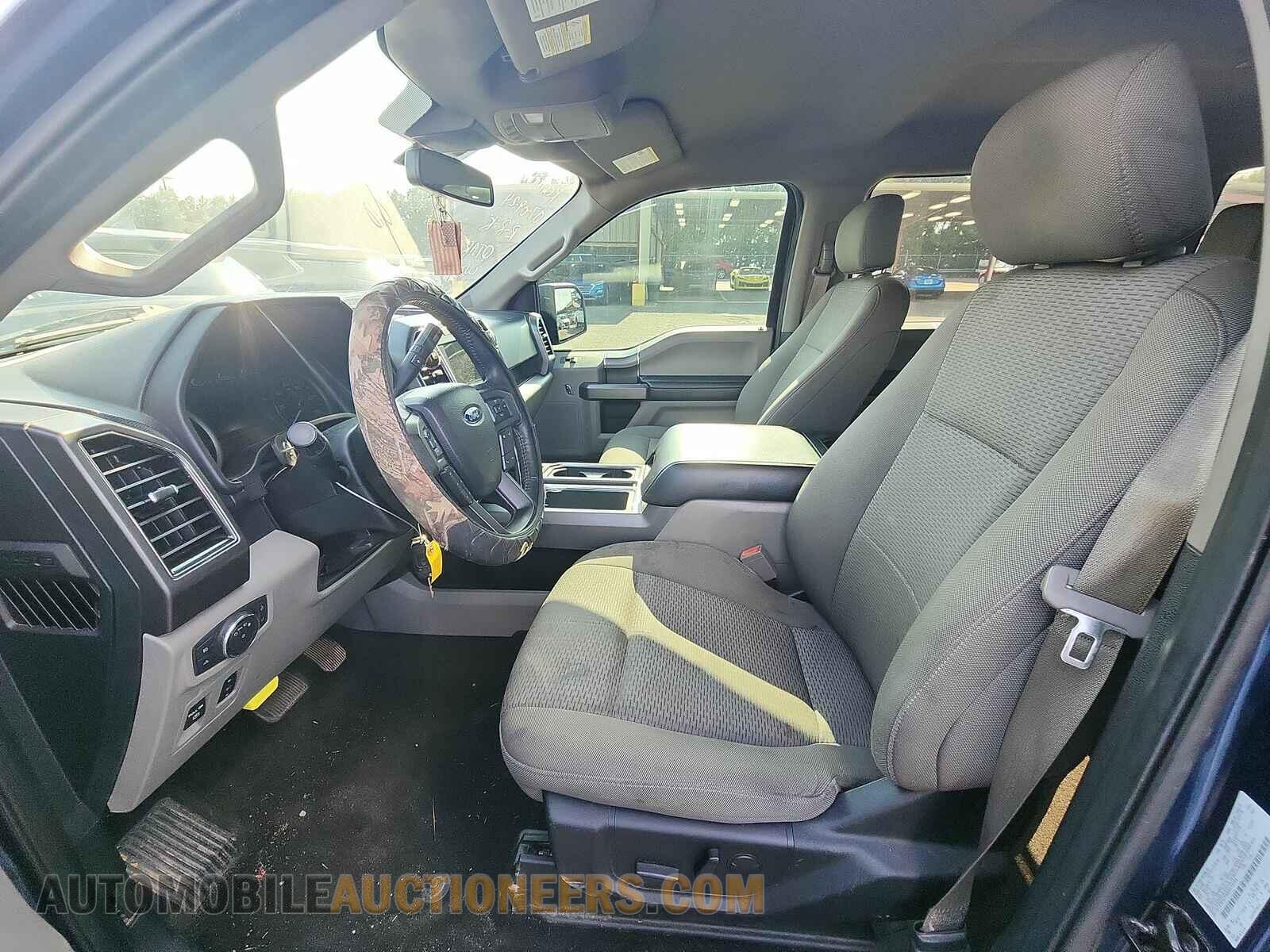1FTEW1CPXKKF15744 Ford F-150 2019
