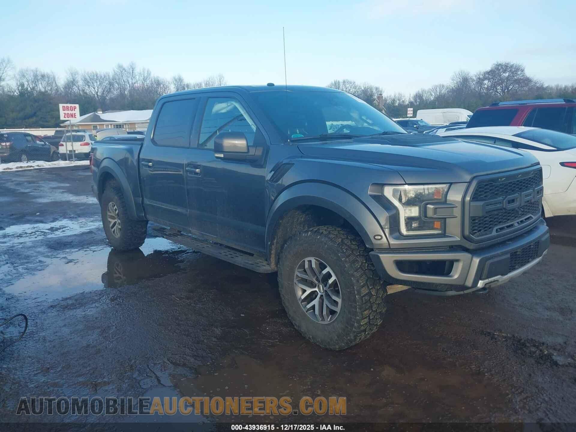 1FTFW1RGXHFA63243 FORD F-150 2017