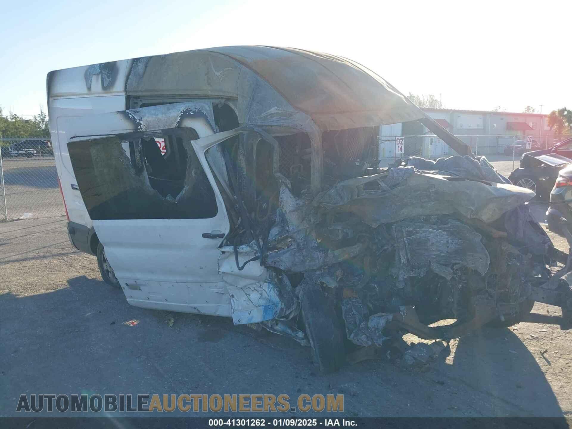 1FTYR2XM6HKA35249 FORD TRANSIT-250 2017