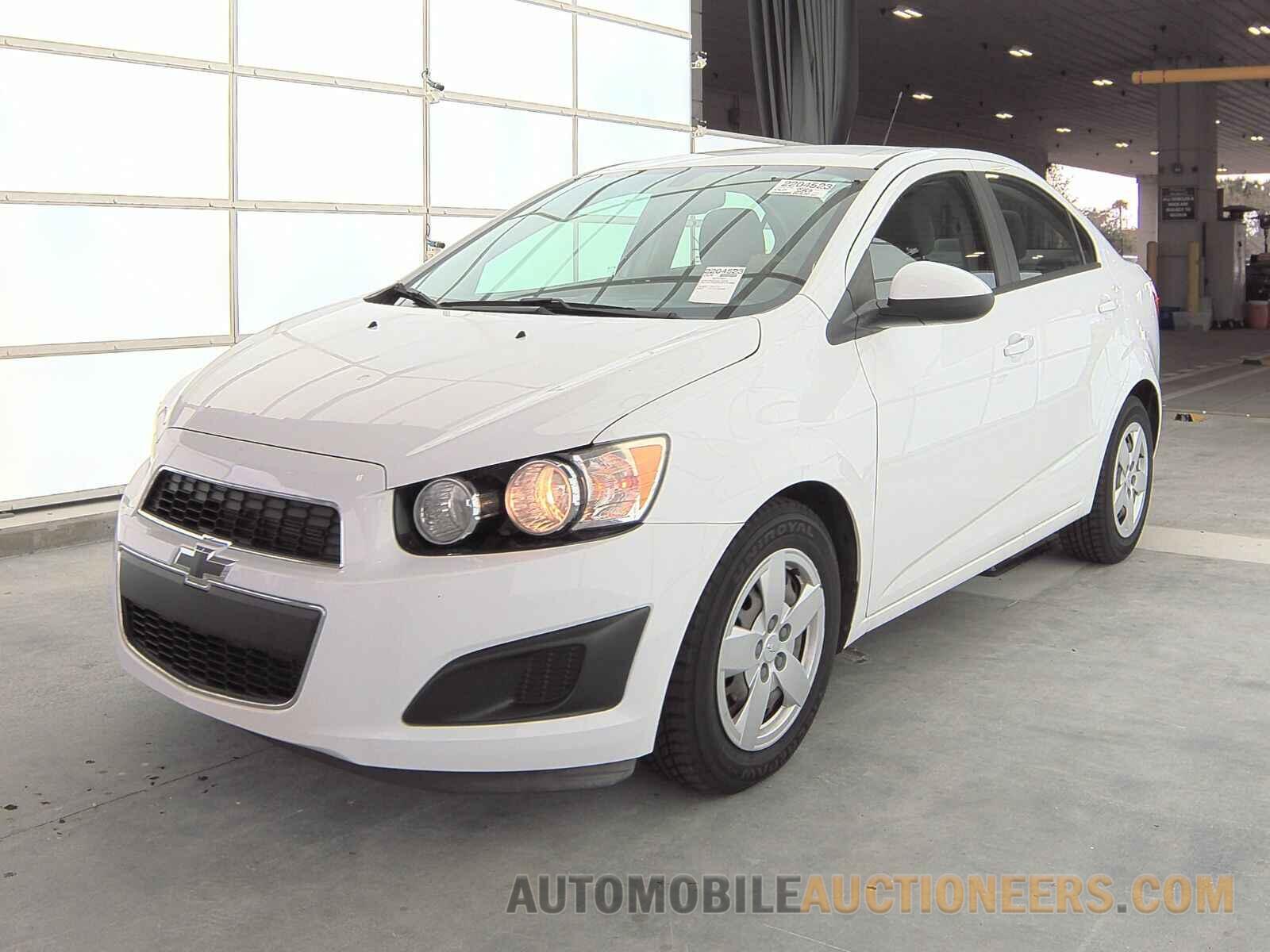 1G1JA5SG0G4101933 Chevrolet Sonic 2016