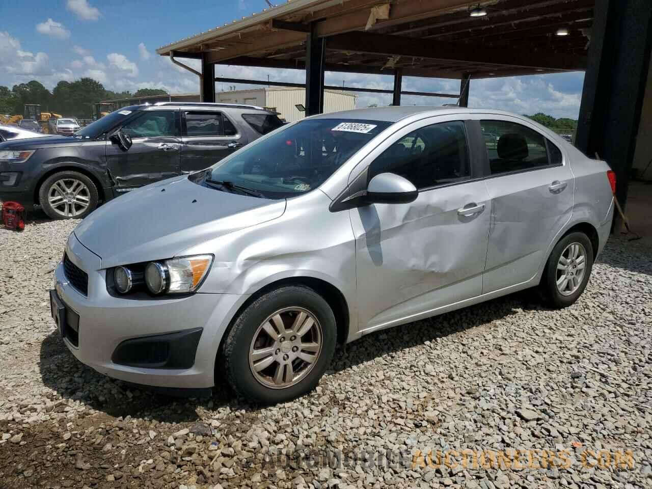 1G1JC5SH3F4178085 CHEVROLET SONIC 2015