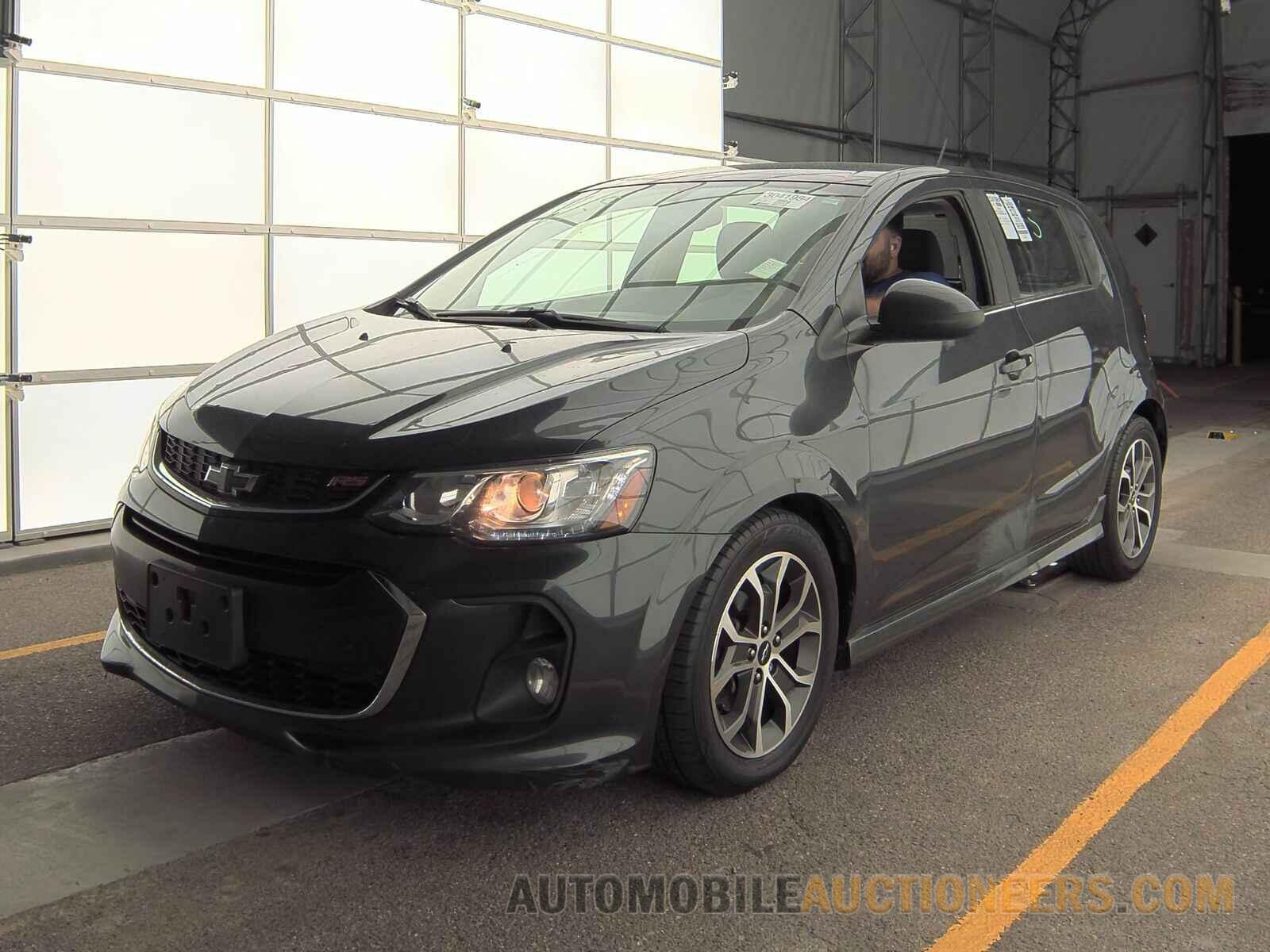 1G1JD6SH8J4103068 Chevrolet Sonic 2018