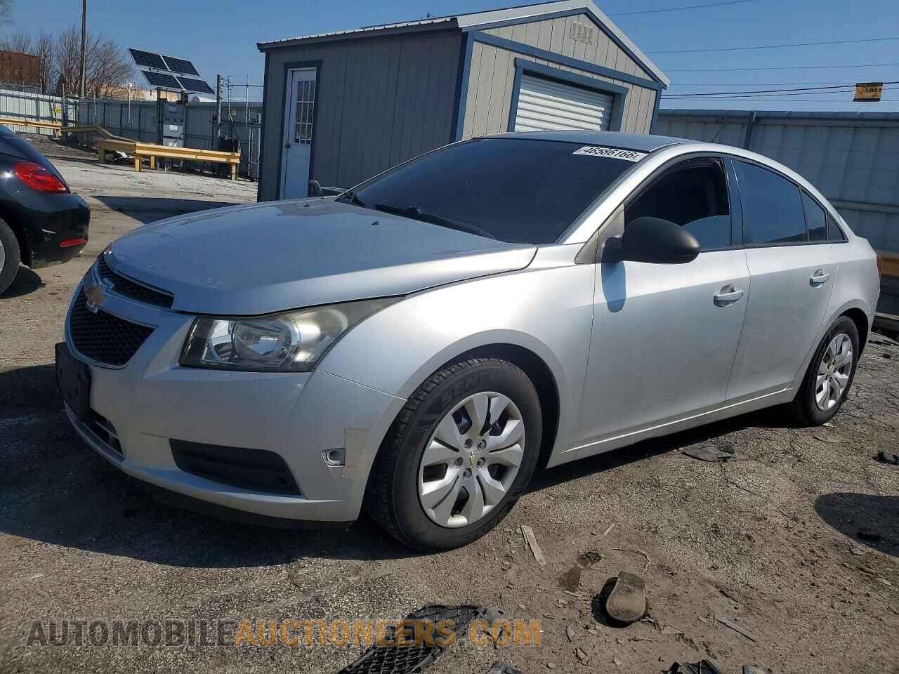 1G1PB5SH3D7242585 CHEVROLET CRUZE 2013
