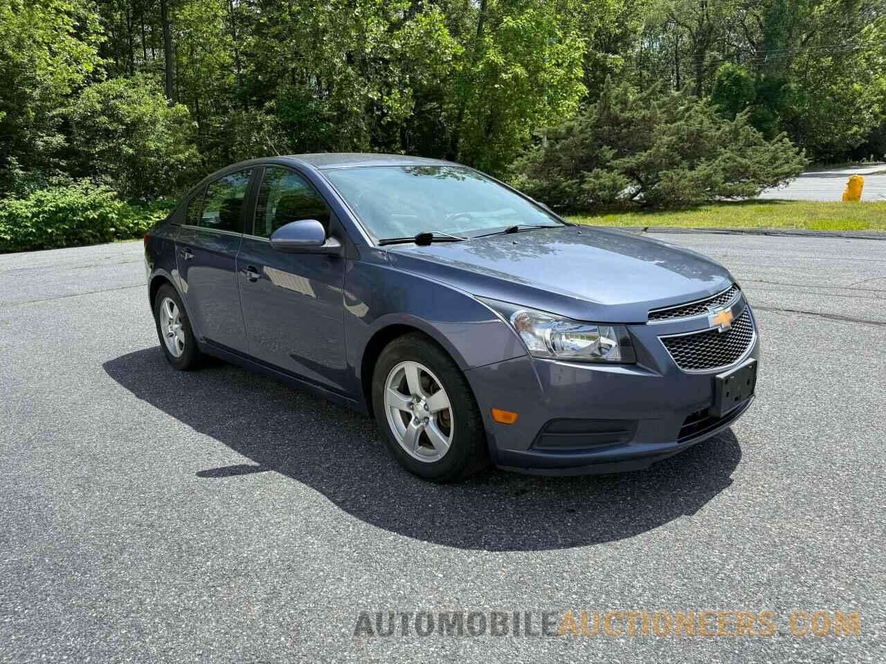 1G1PC5SB7E7433047 CHEVROLET CRUZE 2014