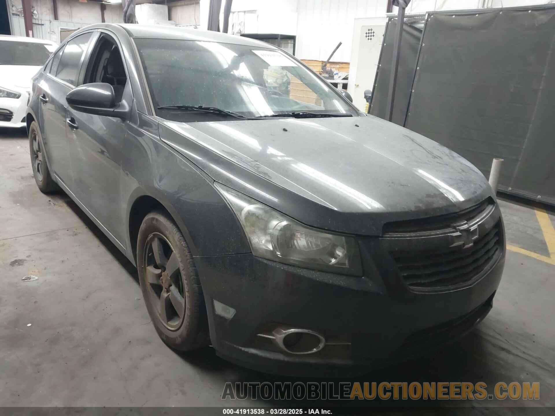 1G1PC5SB8D7290897 CHEVROLET CRUZE 2013