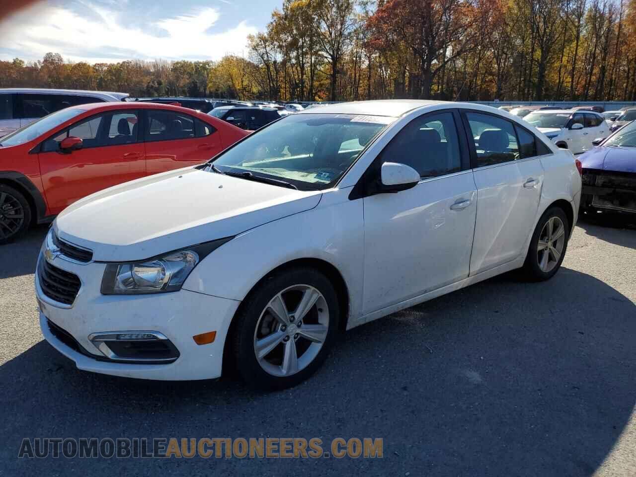 1G1PE5SB3F7219829 CHEVROLET CRUZE 2015