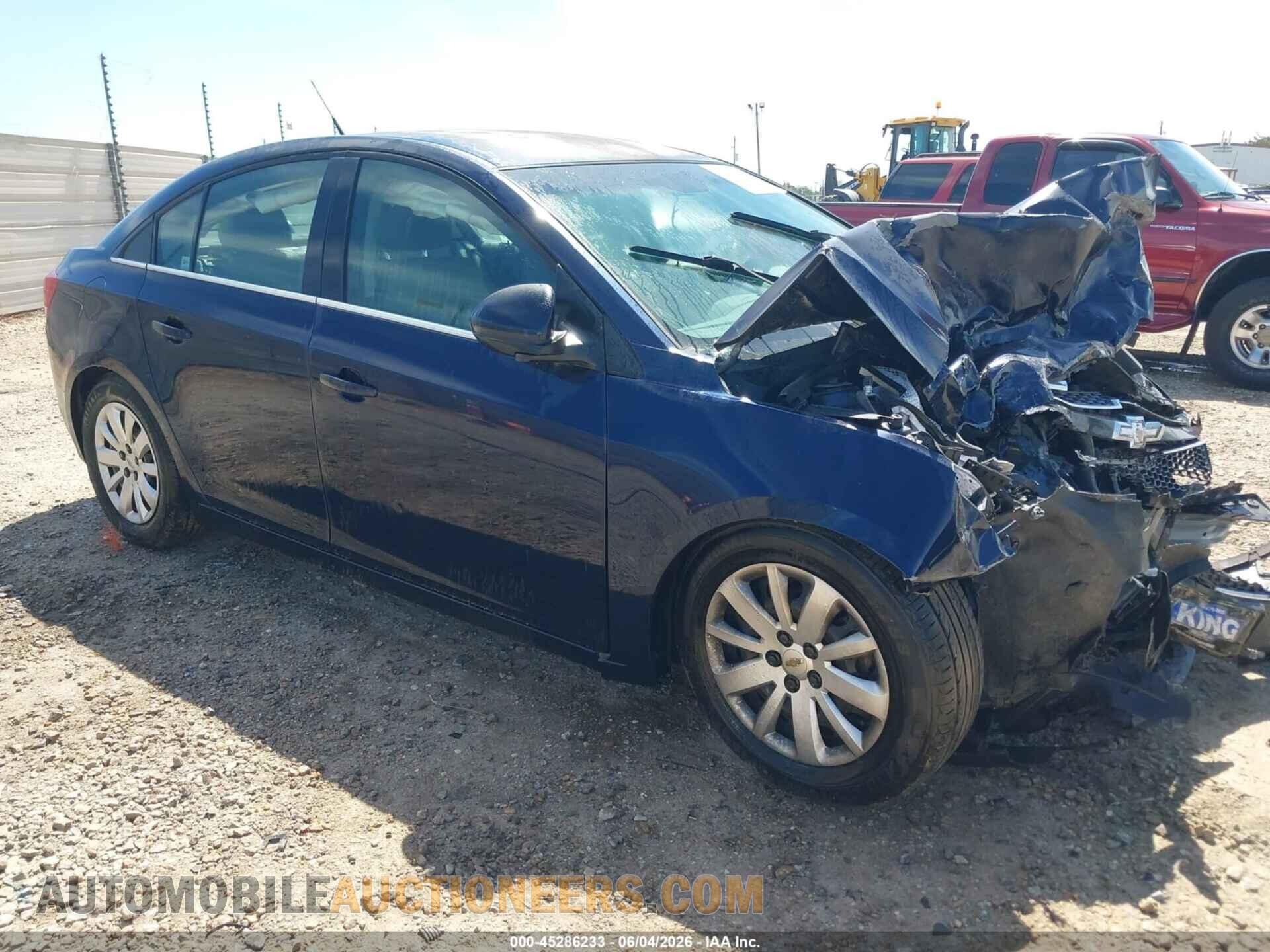1G1PF5S94B7223473 CHEVROLET CRUZE 2011