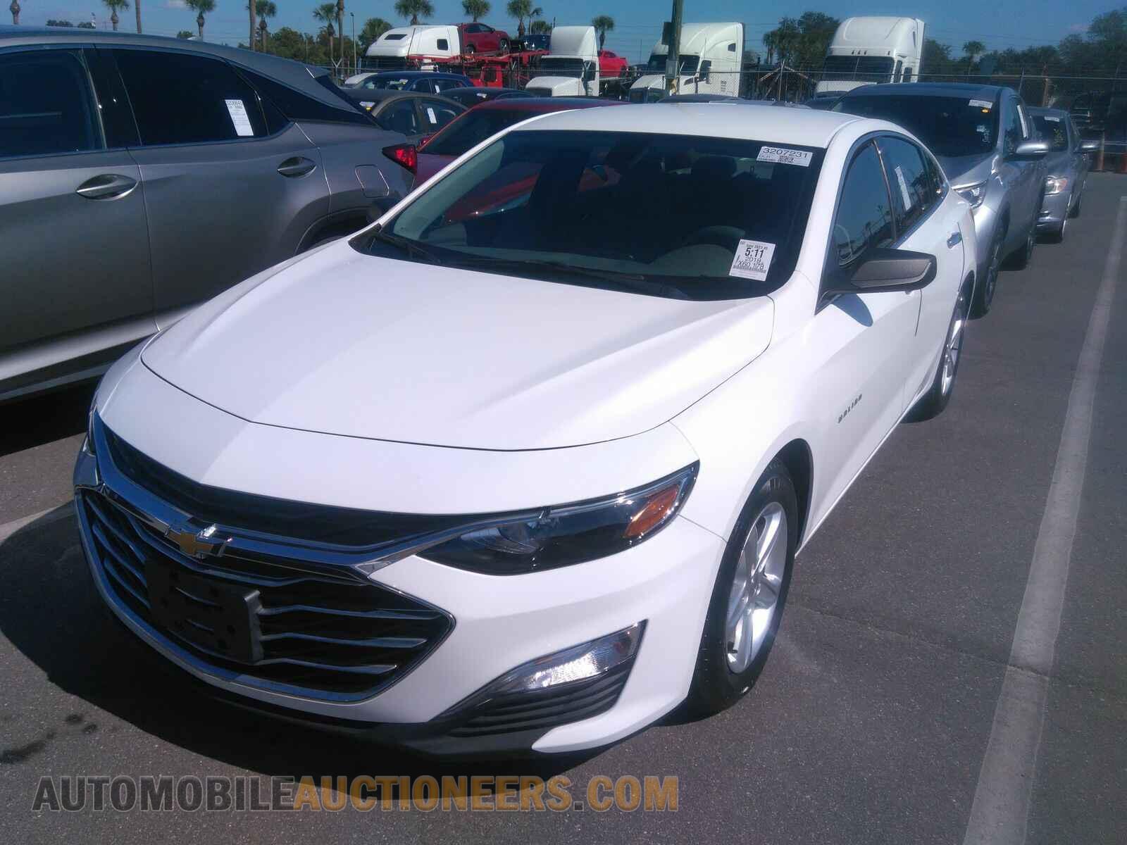 1G1ZB5ST7KF190071 Chevrolet Malibu 2019