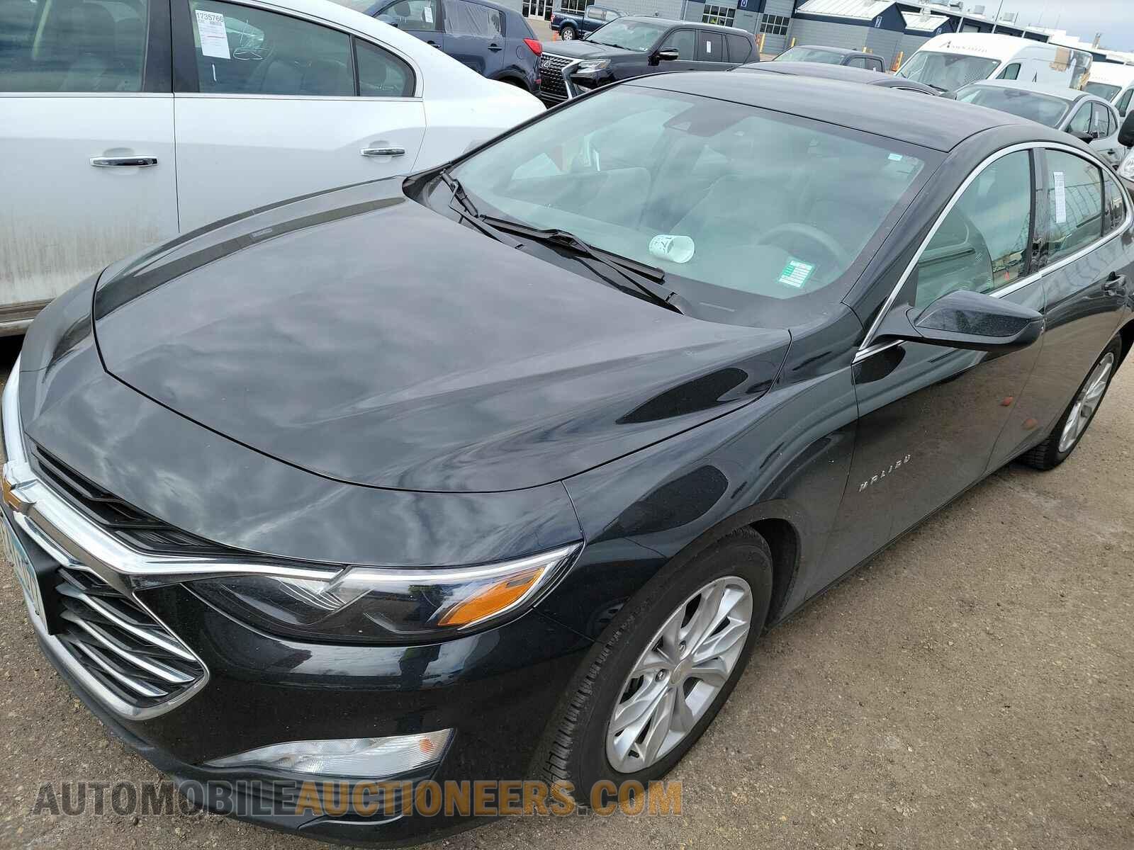 1G1ZD5ST8MF011663 Chevrolet Malibu LT 2021